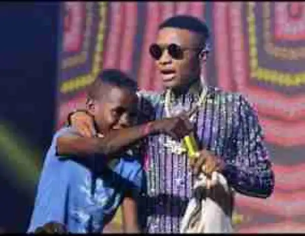 You Lied! Fan Calls Out Wizkid For Making Fake Promises | WATCH